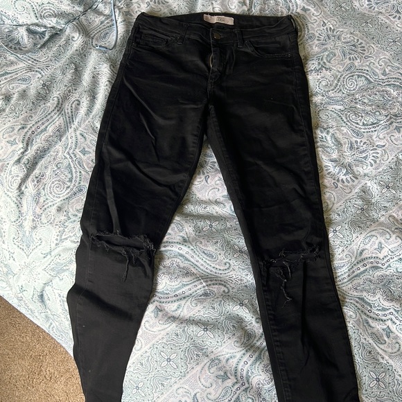 Topshop Denim - Top shop Leigh black distressed skinny jeans